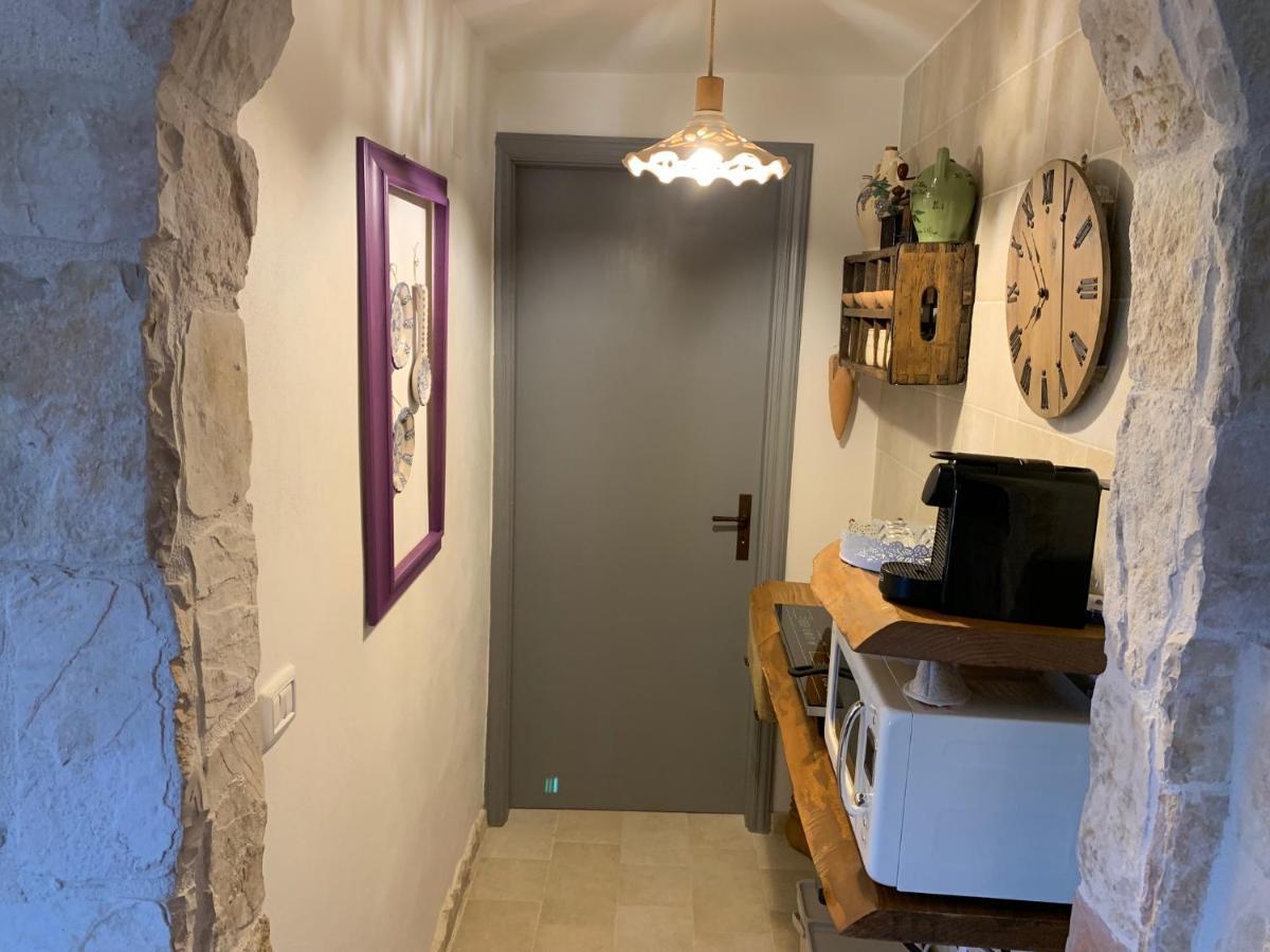 Trulli Santa Maria Odegitria Relais Pension Ostuni Buitenkant foto