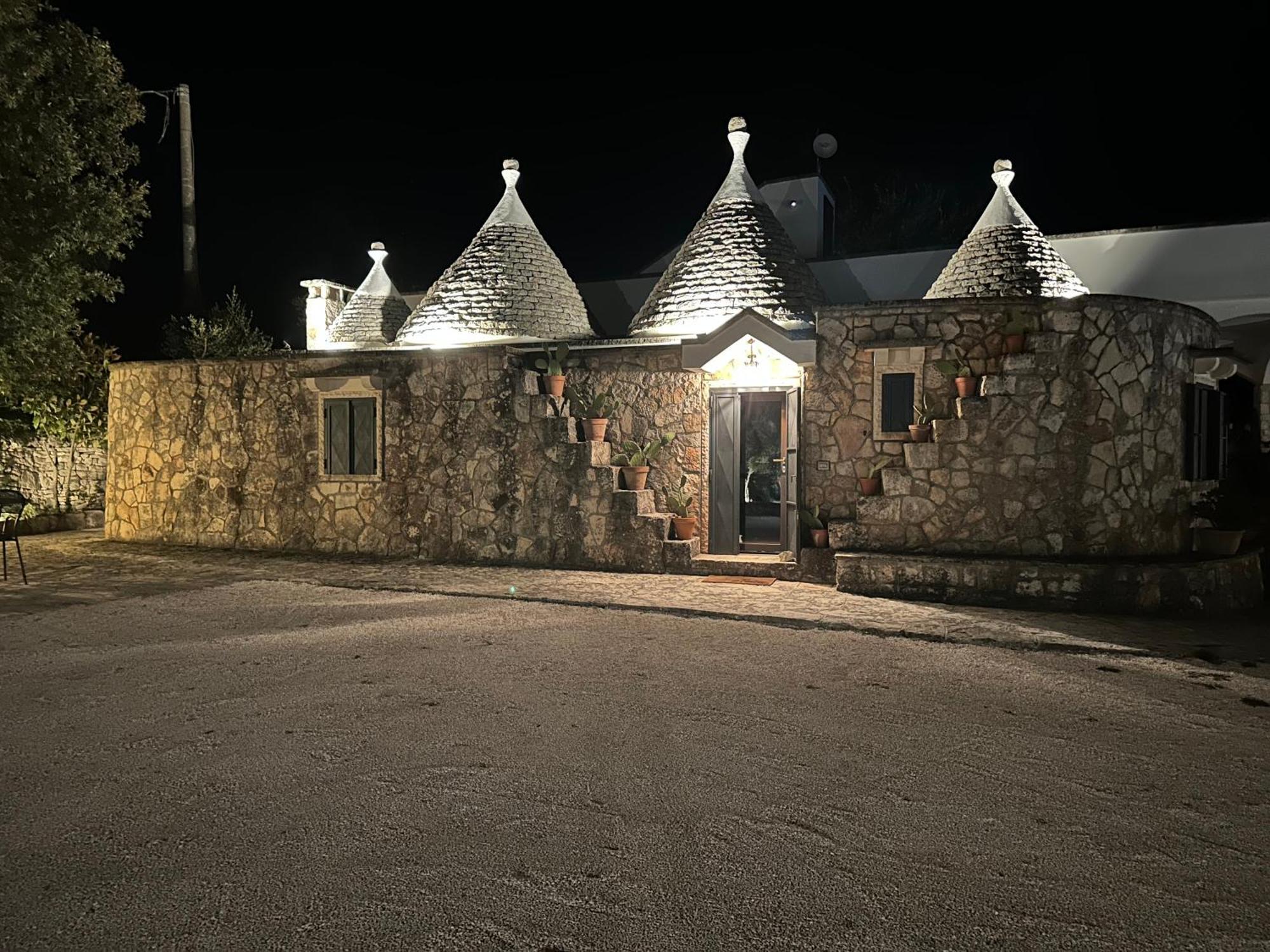 Trulli Santa Maria Odegitria Relais Pension Ostuni Buitenkant foto